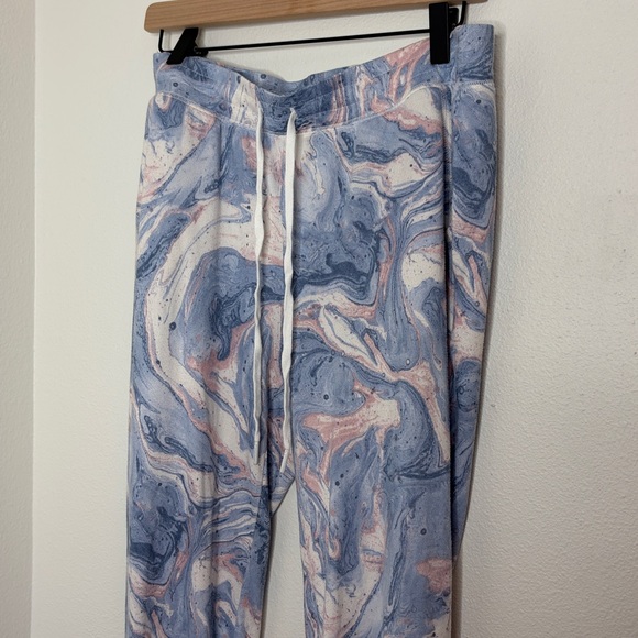 PJ Salvage Swirls Marble Top and Jogger - Picture 7 of 11